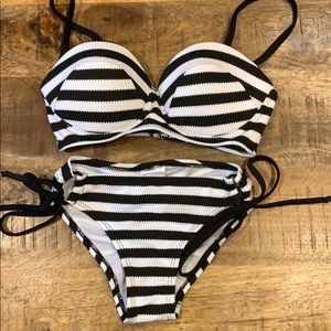 Black and White Striped l bikini FULL SET